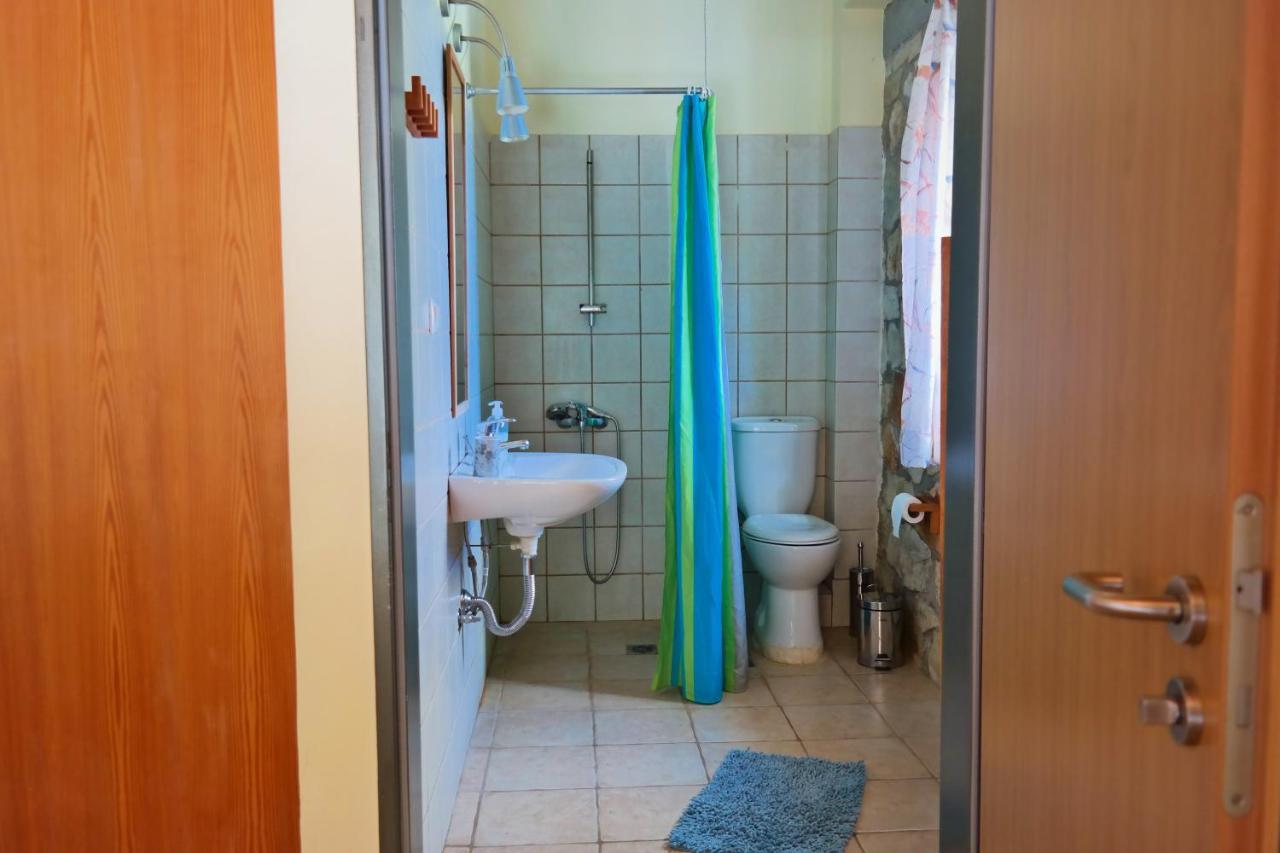 Elisson Hostel Krioneri  ภายนอก รูปภาพ