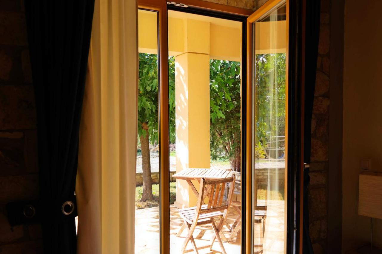 Elisson Hostel Krioneri  ภายนอก รูปภาพ