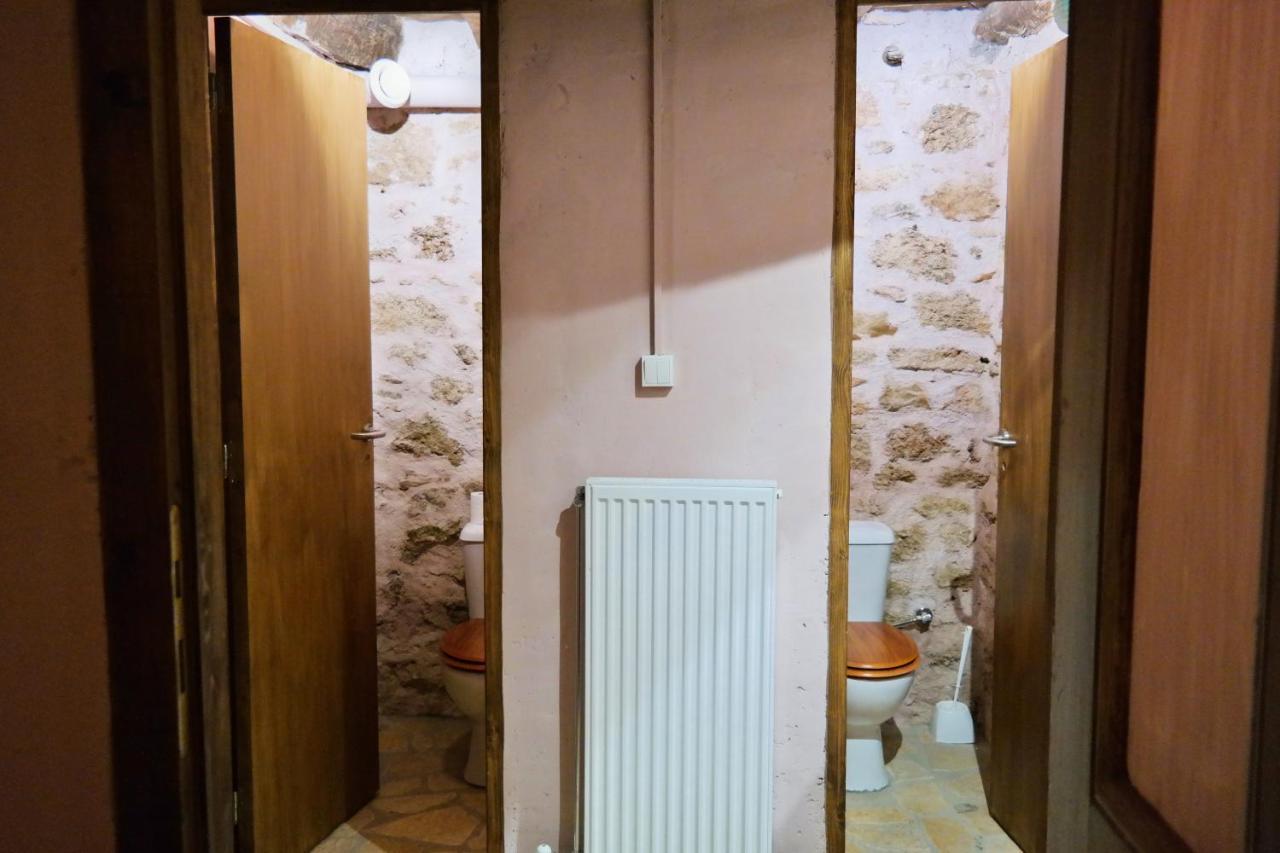 Elisson Hostel Krioneri  ภายนอก รูปภาพ
