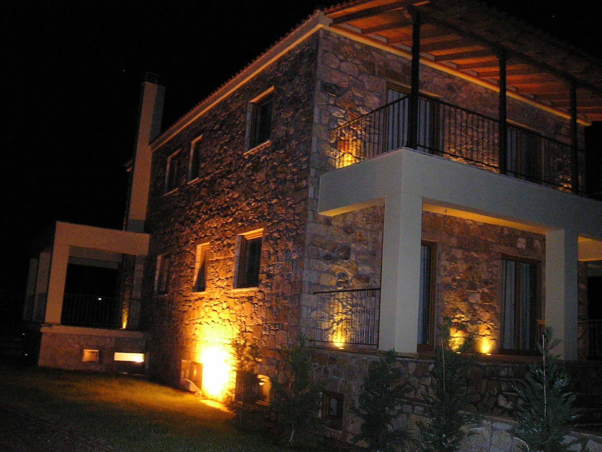Elisson Hostel Krioneri  ภายนอก รูปภาพ